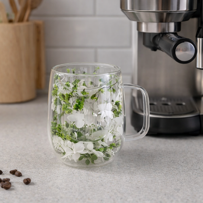 BloomGlass: Taza de Cristal Térmica con Flores Preservadas