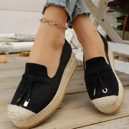 Azalea: Calzado con cuña cómodo