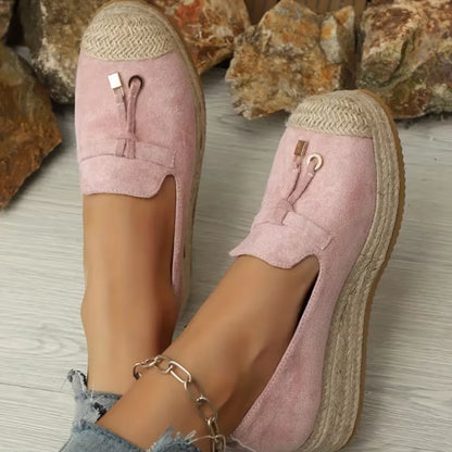 Azalea: Calzado con cuña cómodo